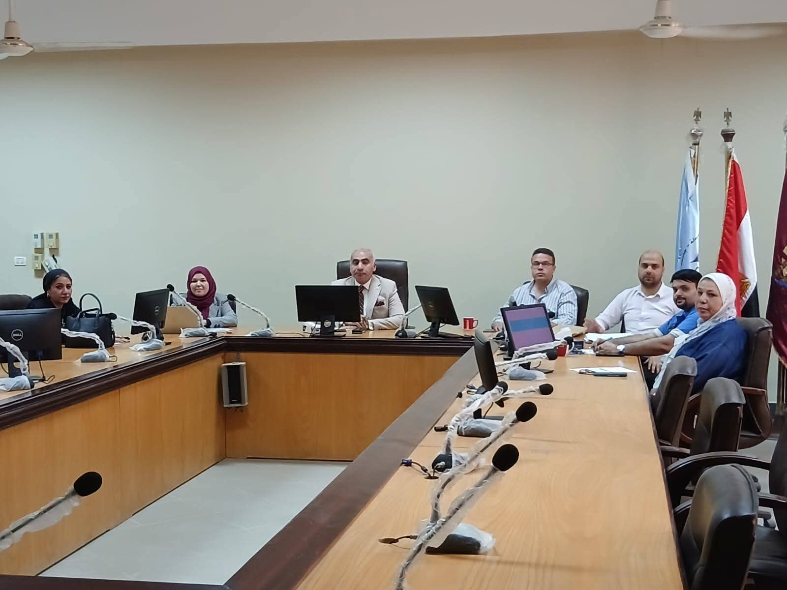 الاجتماع السادس لوحدة تدريب الامتياز