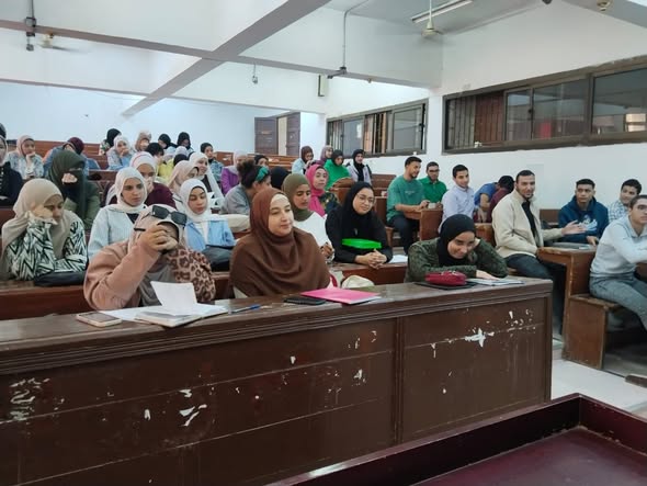 ندوة بعنوان أساليب الارتقاء بسلوكيات الطالب الجامعي