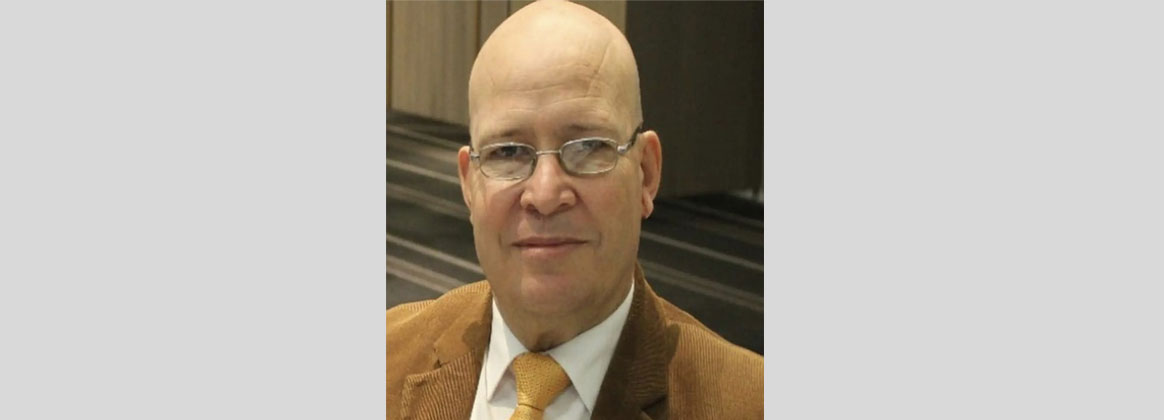   الاستاذ الدكتور محمد مشاحيت وكيلا لكلية الطب لشئون خدمة المجتمع و تنمية البيئة