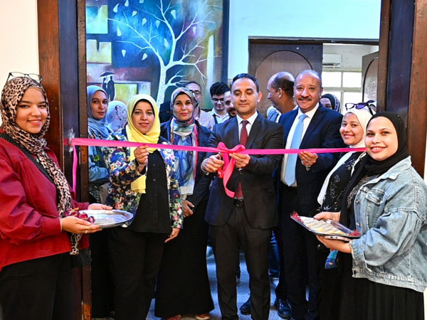 افتتاح المعرض الطلابي "الفن والطبيعة" بكلية التربية النوعية