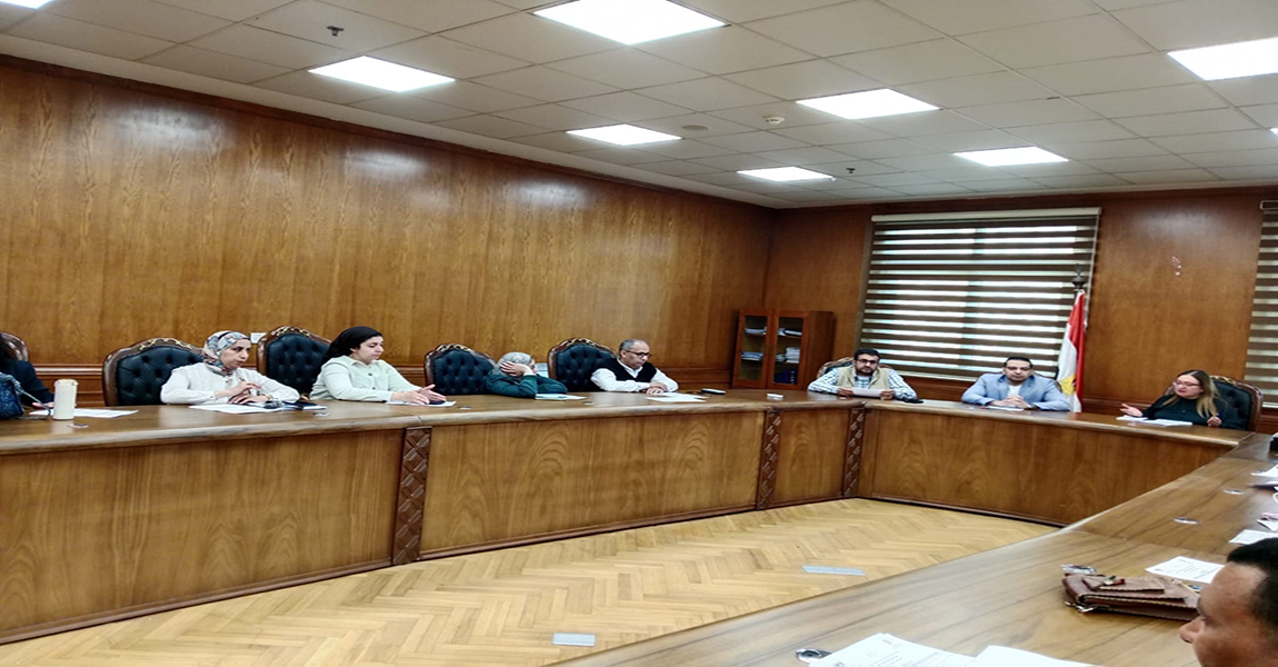 إنعقاد مجلس كلية طب الأسنان بجلستة رقم (84) 