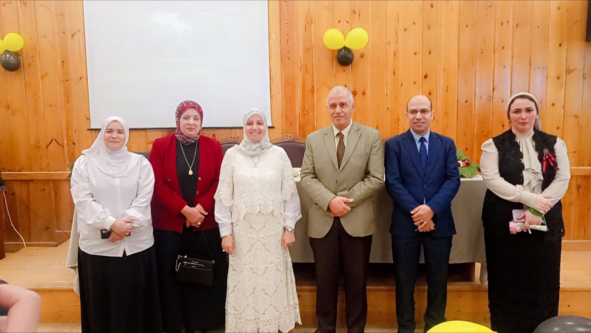 افتتاح فعاليات " الأسبوع البيئي " بكلية التربية للطفولة المبكرة