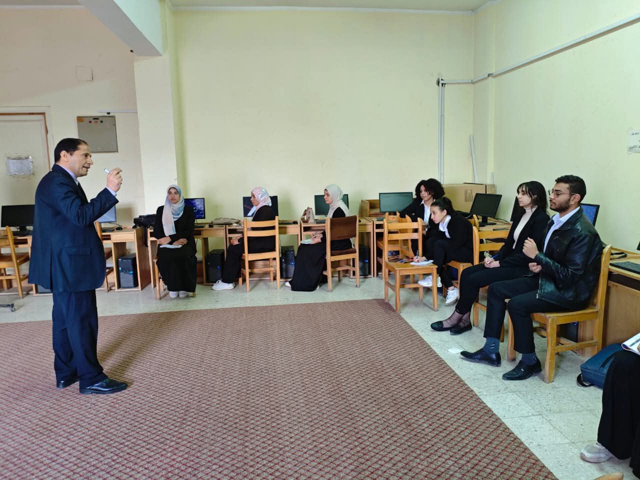 فعاليات تدريب طلاب المستوى الرابع على أنظمة حجوزات الطيران العالمية ببرنامج الدراسات السياحية