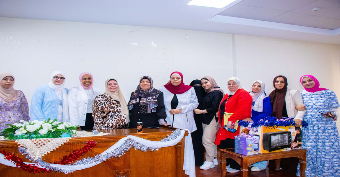 حاسبات تكرم احد اعضائها 