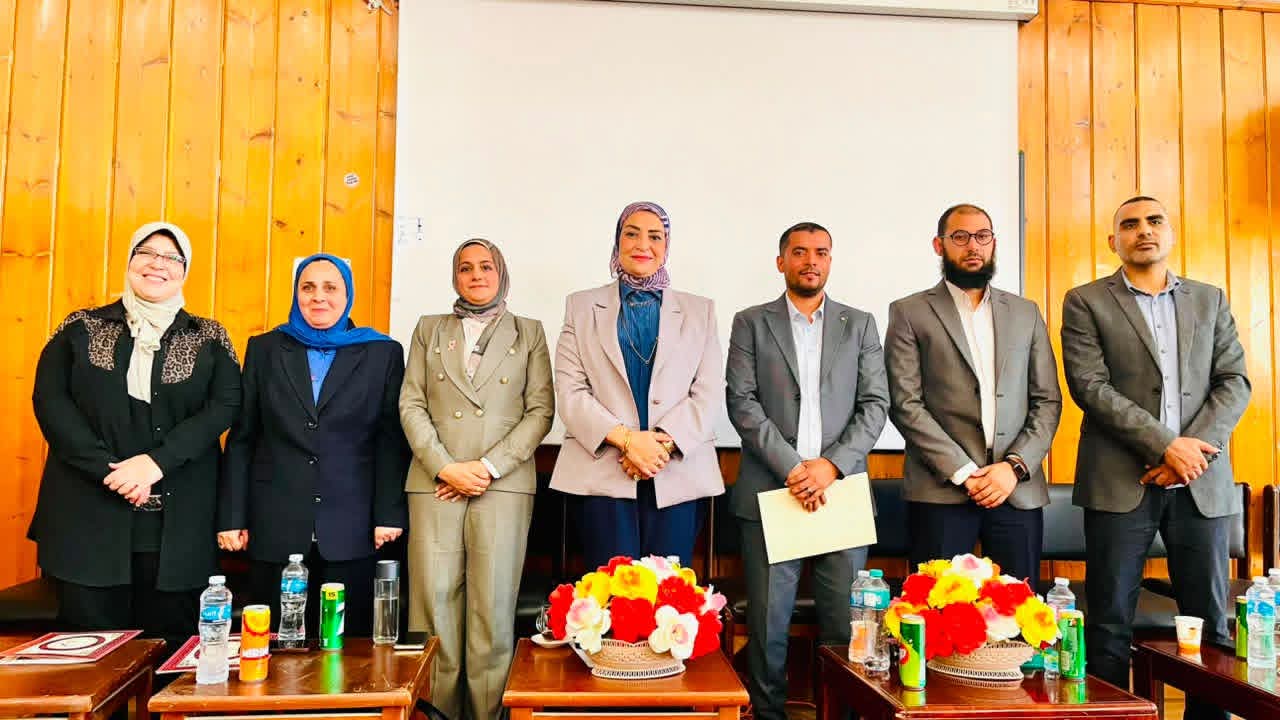 وحدة ضمان الجودة بكلية التمريض _جامعة الفيوم تنظم فعالية «رحلة طالب الامتياز والتحول للتطور المهني المواكب لسوق العمل»