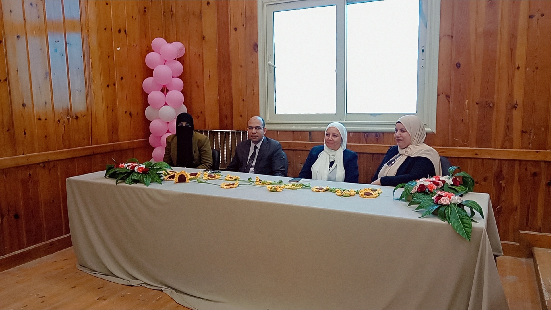 فعاليات اليوم الثالث من الأسبوع البيئي بكلية التربية للطفولة المبكرة