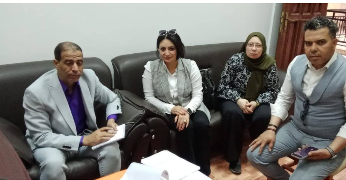 جامعة الفيوم : تواصل تعزيز جاهزية إدارة الأزمات بزيارة ميدانية لكلية التربية