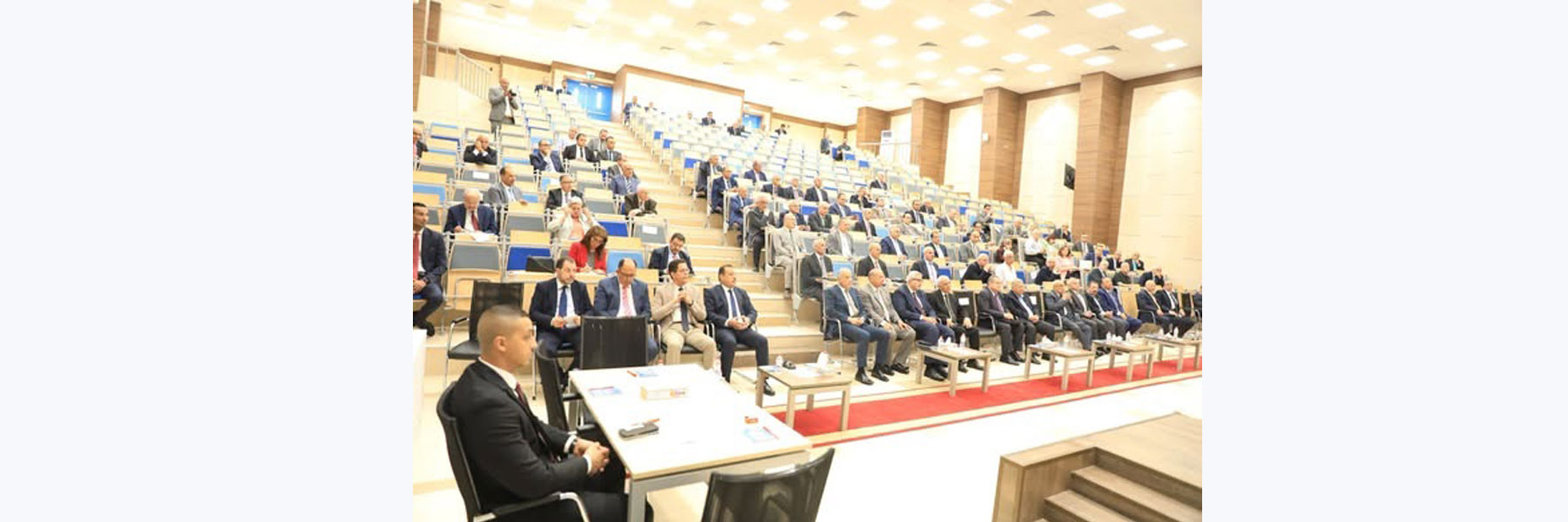 رئيس جامعة الفيوم يشارك في الاجتماع المشترك لمجلسي الجامعات الخاصة والأهلية بجامعة العلمين الدولية