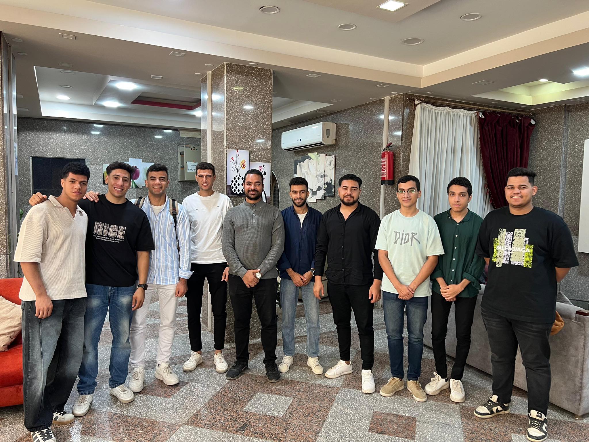 زيارة ميدانية تدريبية لطلاب المستوى الثالث – برنامج إدارة الأعمال في الضيافة، كلية السياحة والفنادق، جامعة الفيوم 🏨