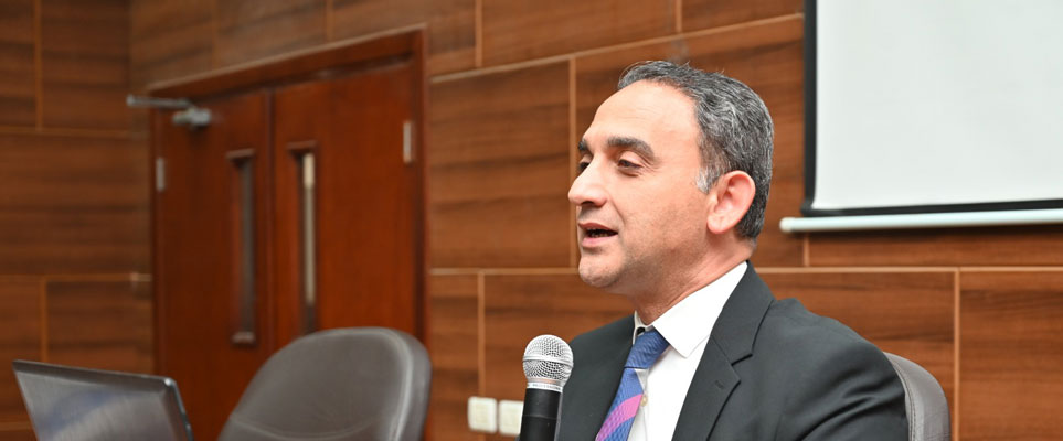 جامعة الفيوم: انعقاد مجلس شؤون الدّراسات العُليا والعَلاقات الثَّقافيَّة والبحوث رقم (231 )