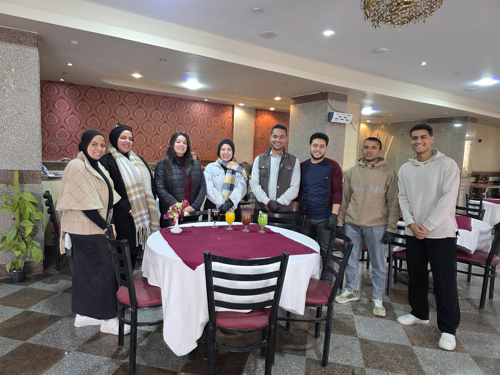  التدريب العملي التطبيقي الأسبوعي لمقرر إنتاج المشروبات لطلاب المستوى الرابع