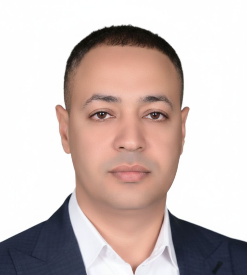 تهنئه عميد كلية الهندسة للأستاذ الدكتور/ محمود محمد السيد - رئيس قسم الهندسه المدنية