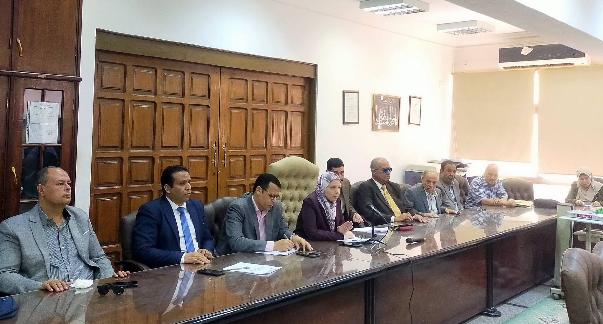 إجتماع مجلس الكلية جلسة رقم (٥١٧) 