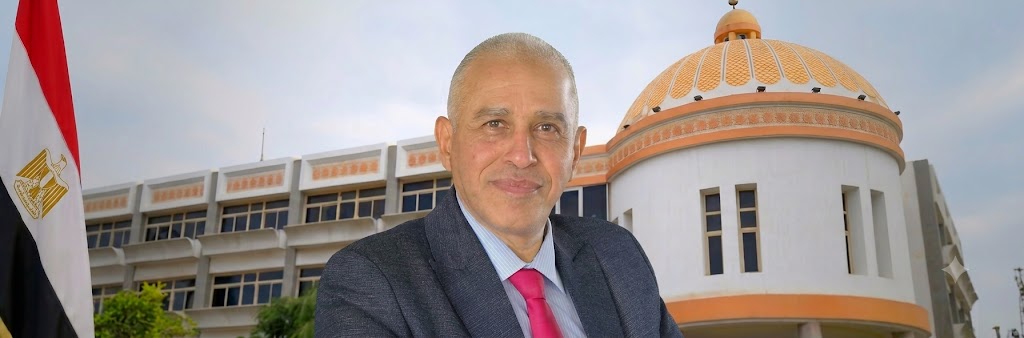 صدور القرار الوزاري باعتماد اللائحة الداخلية المحدثة للدراسات العليا بكلية الصيدلة بنظام الساعات المعتمدة