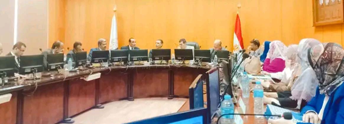 اجتماع مجلس كلية الآداب جامعة الفيوم لشهر أكتوبر 2025