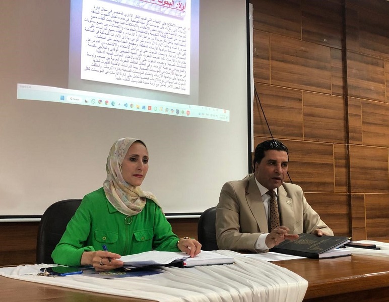 مناقشة المشروعات البحثية لطلاب الدراسات العليا بالمعهد