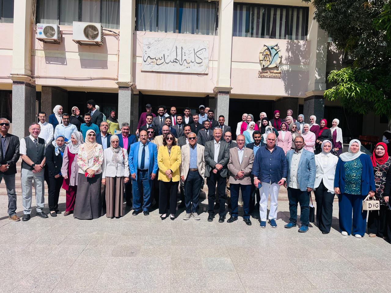 عميدة كلية الهندسة تدعو نخبة من أساتذة العمارة لتحكيم مشروعات تخرج قسم الهندسة المعمارية