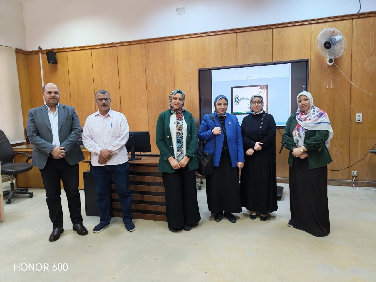 كلية الآداب بجامعة الفيوم تنظّم ندوة بعنوان «إدارة الأزمات»