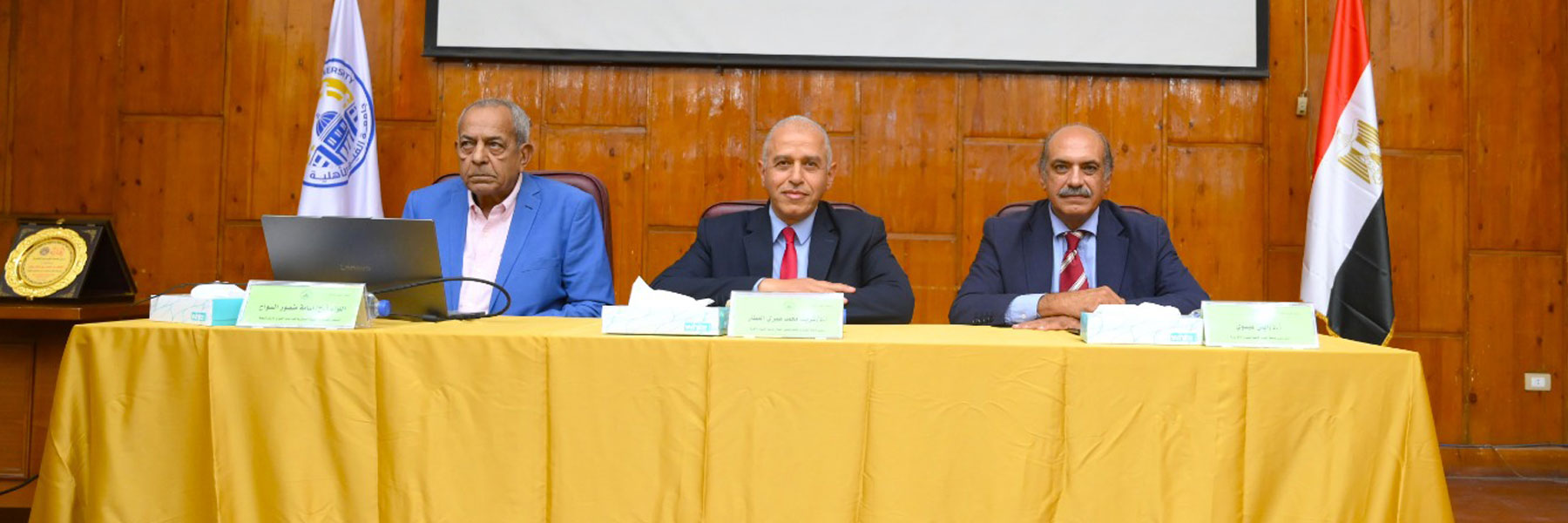 ندوة تثقيفية حول انتصارات أكتوبر المجيدة بجامعة الفيوم الأهلية