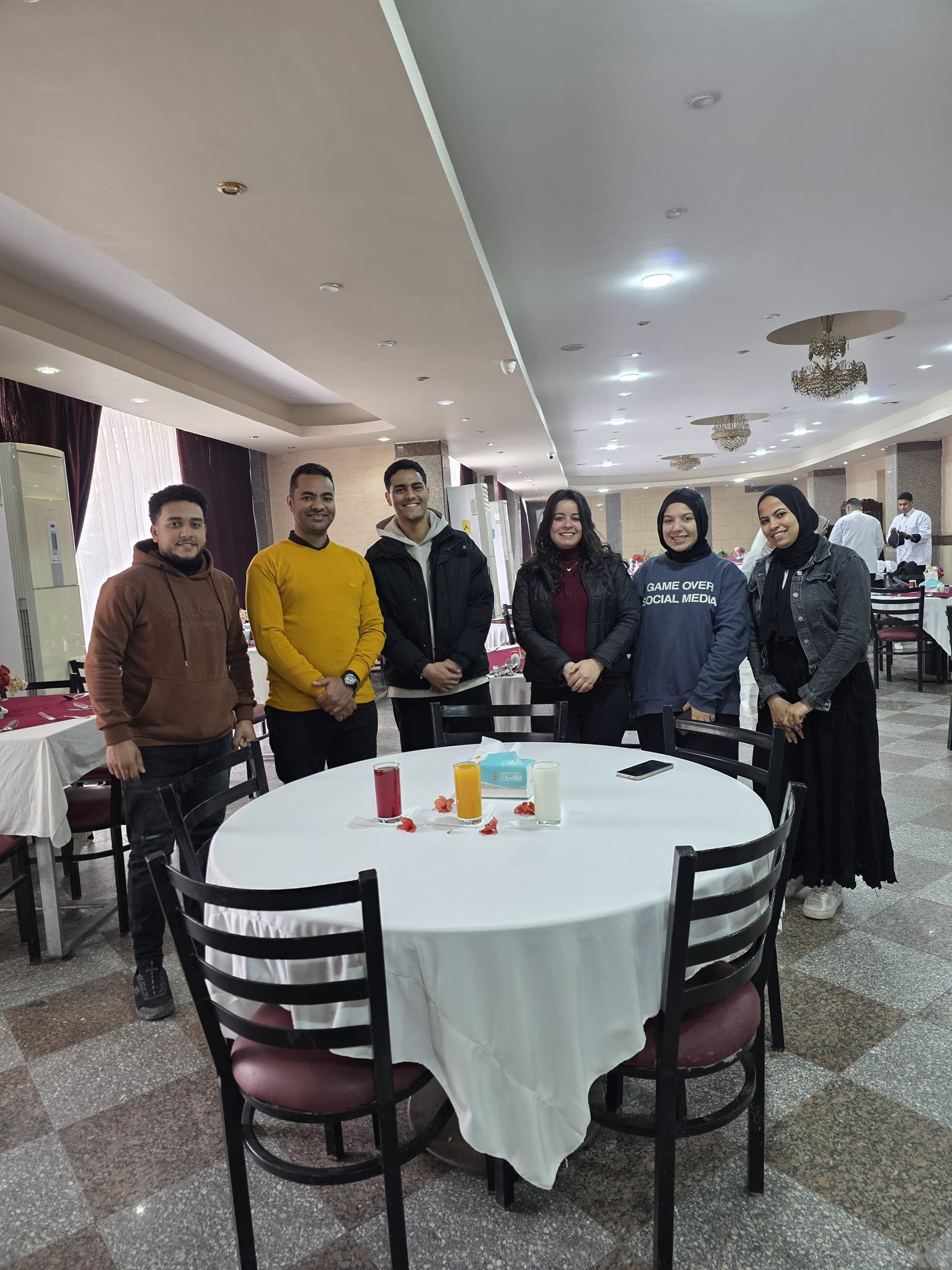  التدريب العملي التطبيقي الأسبوعي لمقرر إنتاج المشروبات لطلاب المستوى الرابع