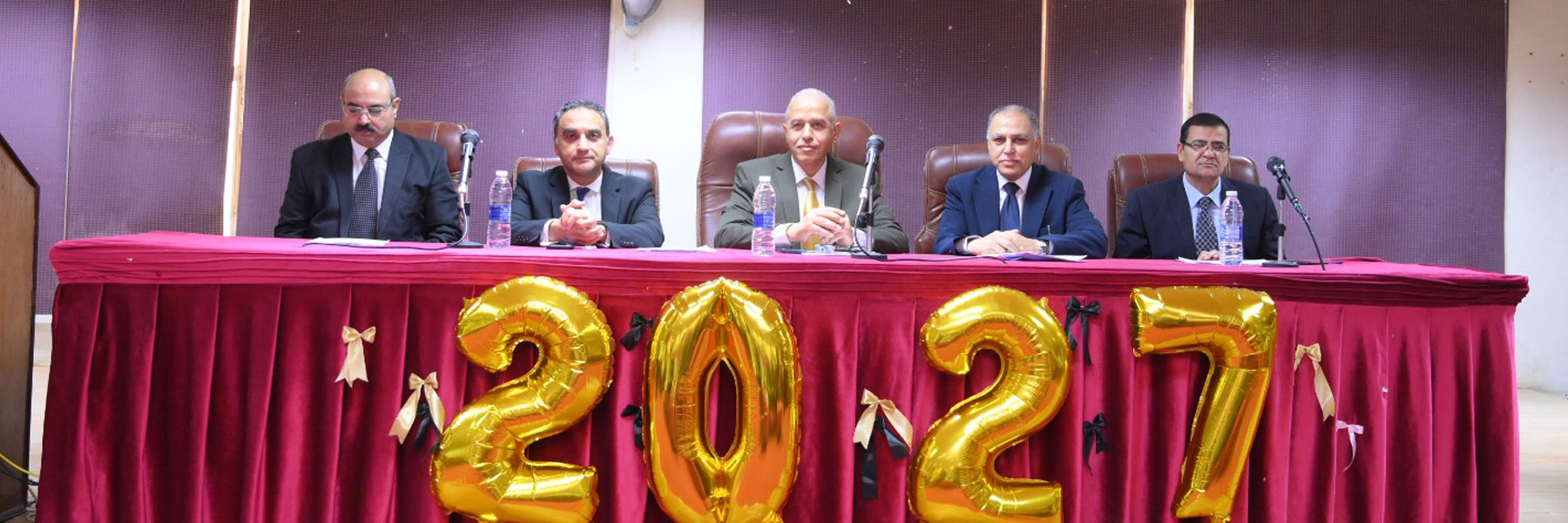 رئيس جامعة الفيوم يشهد حفل استقبال الطلاب الجدد بكلية دار العلوم 