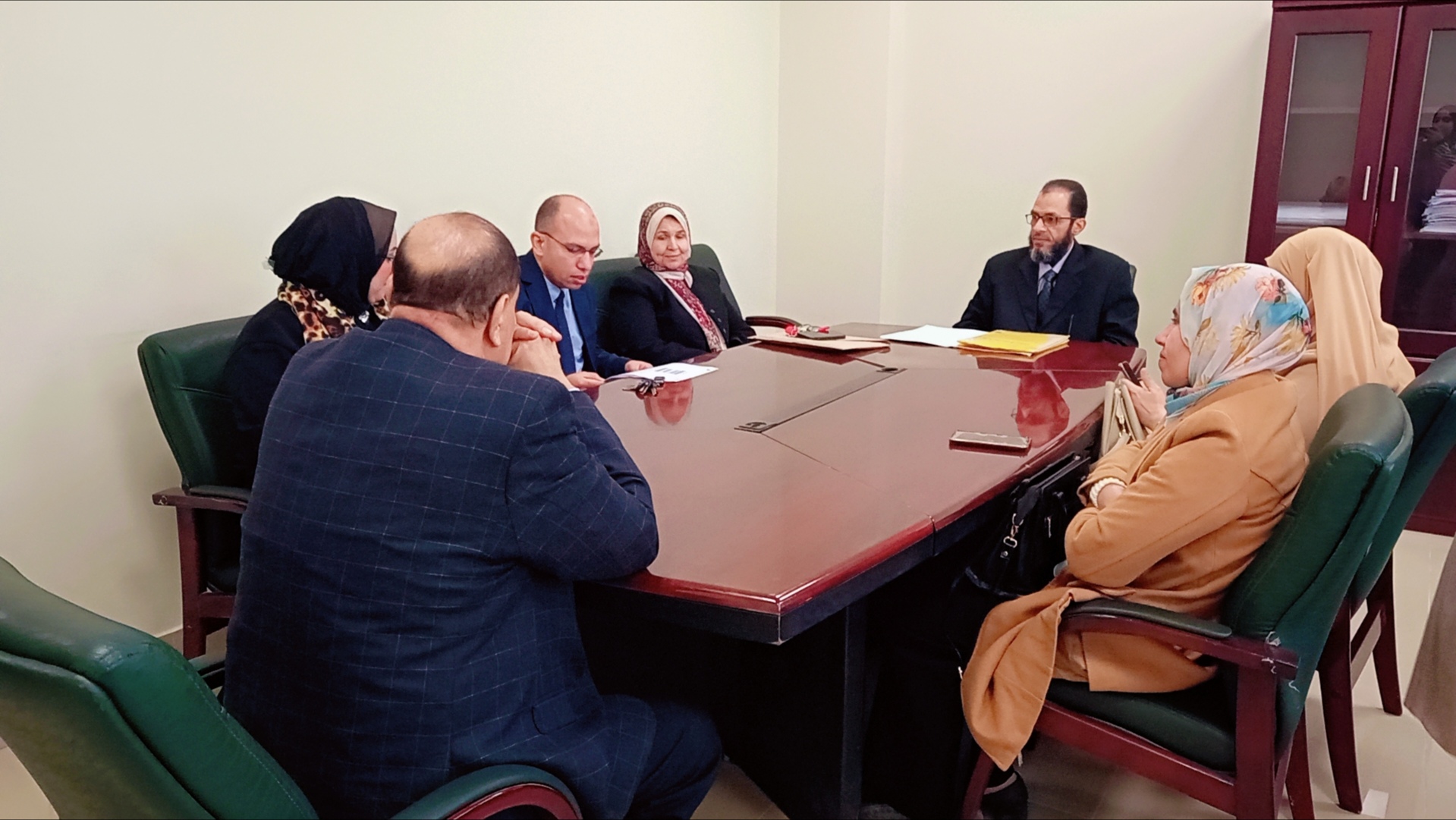 مجلس الكلية يعقد جلسته رقم (175) عن شهر يناير للعام الجامعي 2025-2026 