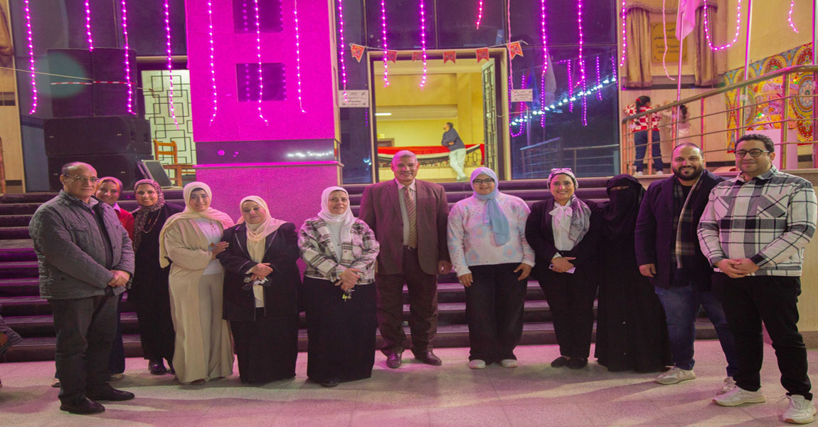 حاسبات تنظم حفل الافطار الجماعى.