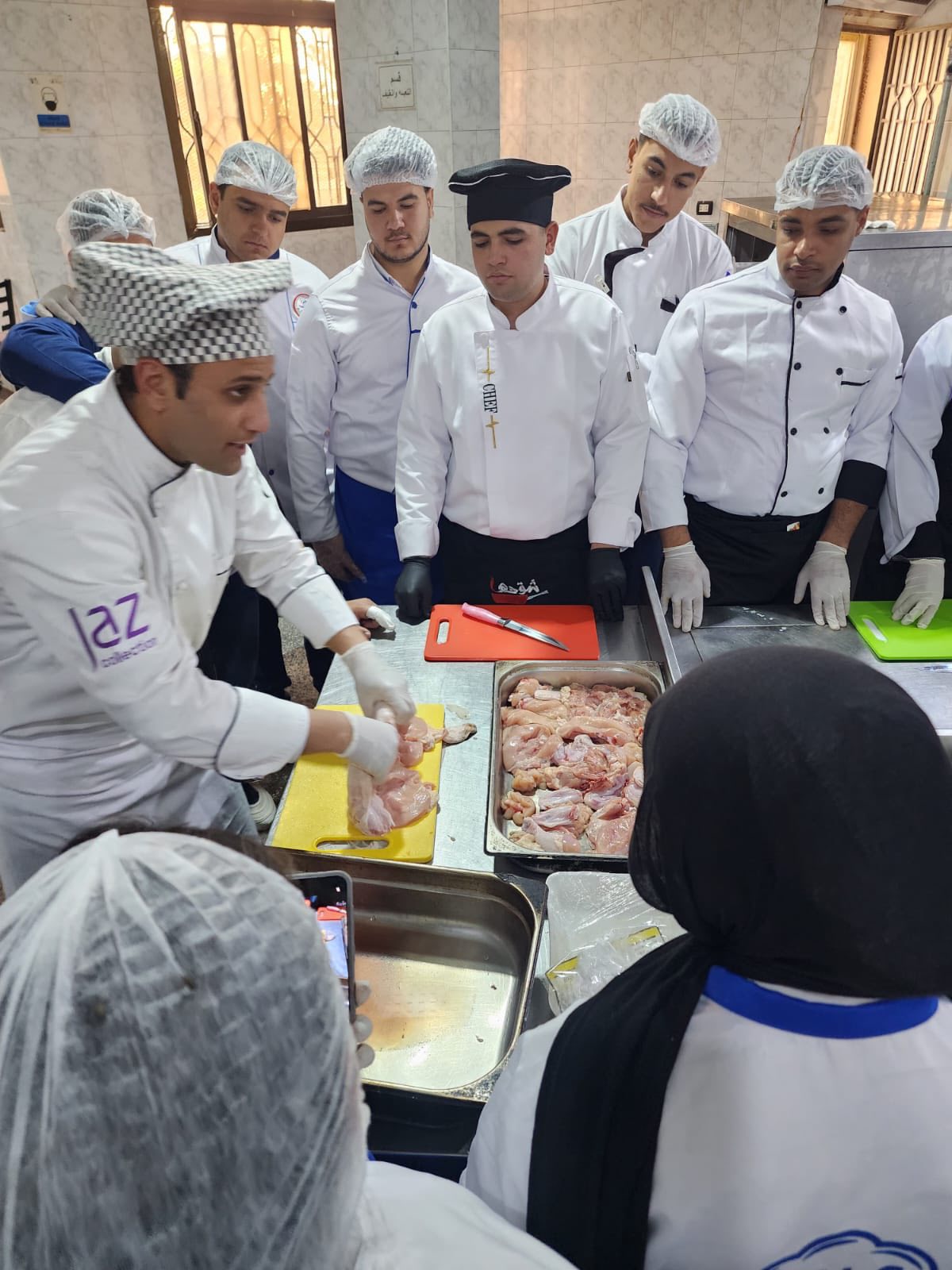 التدريب العملي الأسبوعي لطلاب المستوى الثاني – برنامج إدارة الأعمال في الضيافة