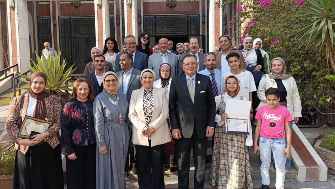 طلاب قسم اللغة الاسبانية كلية الالسن جامعة الفيوم يفوزان بالمركزين الاول والثاني في مسابقة ترجمة التراث الشعبي 