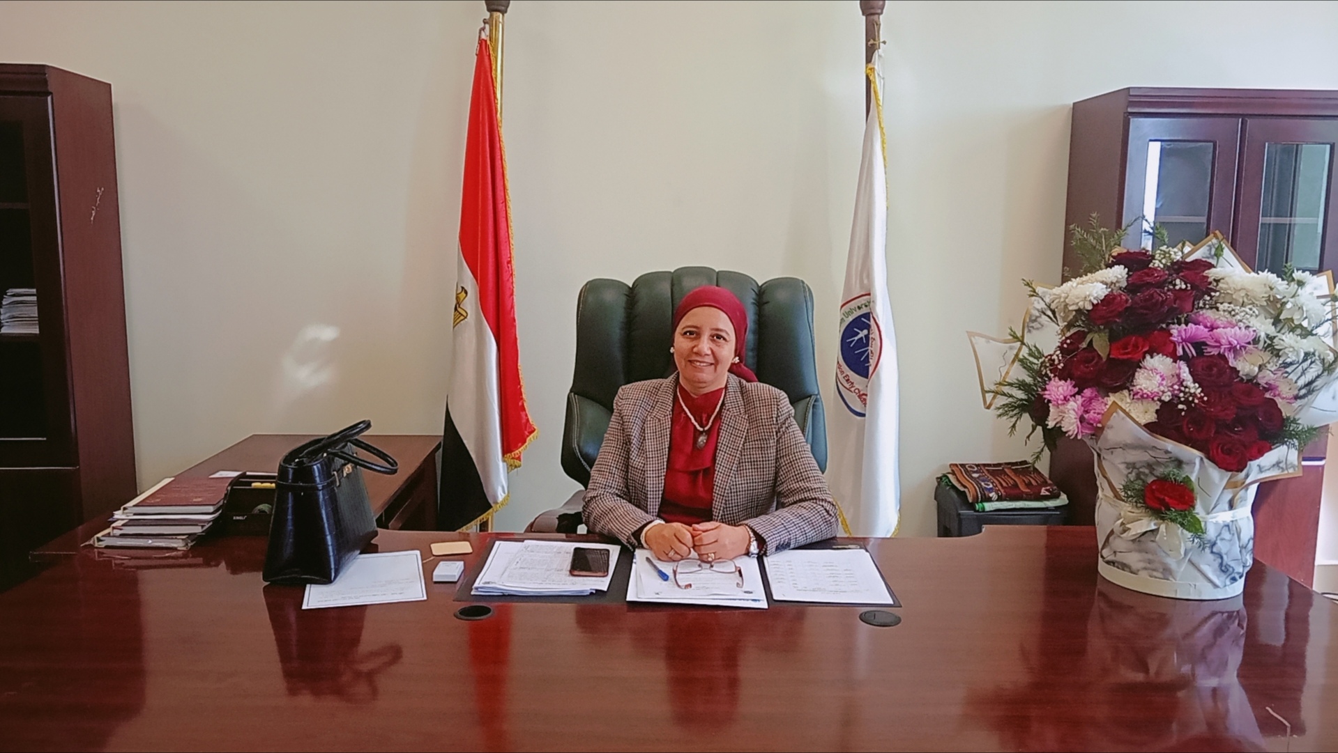 تهنئة الأستاذ الدكتور/ علياء عبد المنعم إبراهيم عميد الكلية بمناسبة حلول عيد الأضحى المبارك
