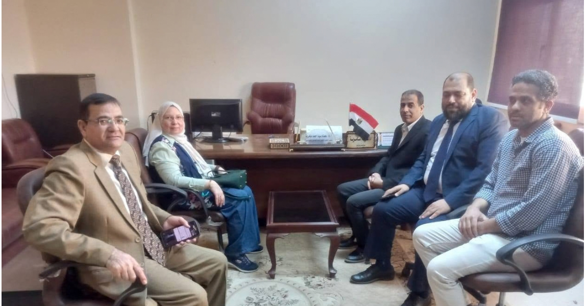 جامعة الفيوم : زيارة ميدانية لمركز أدارة الأزمات والكوارث بالجامعة لكلية دار العلوم