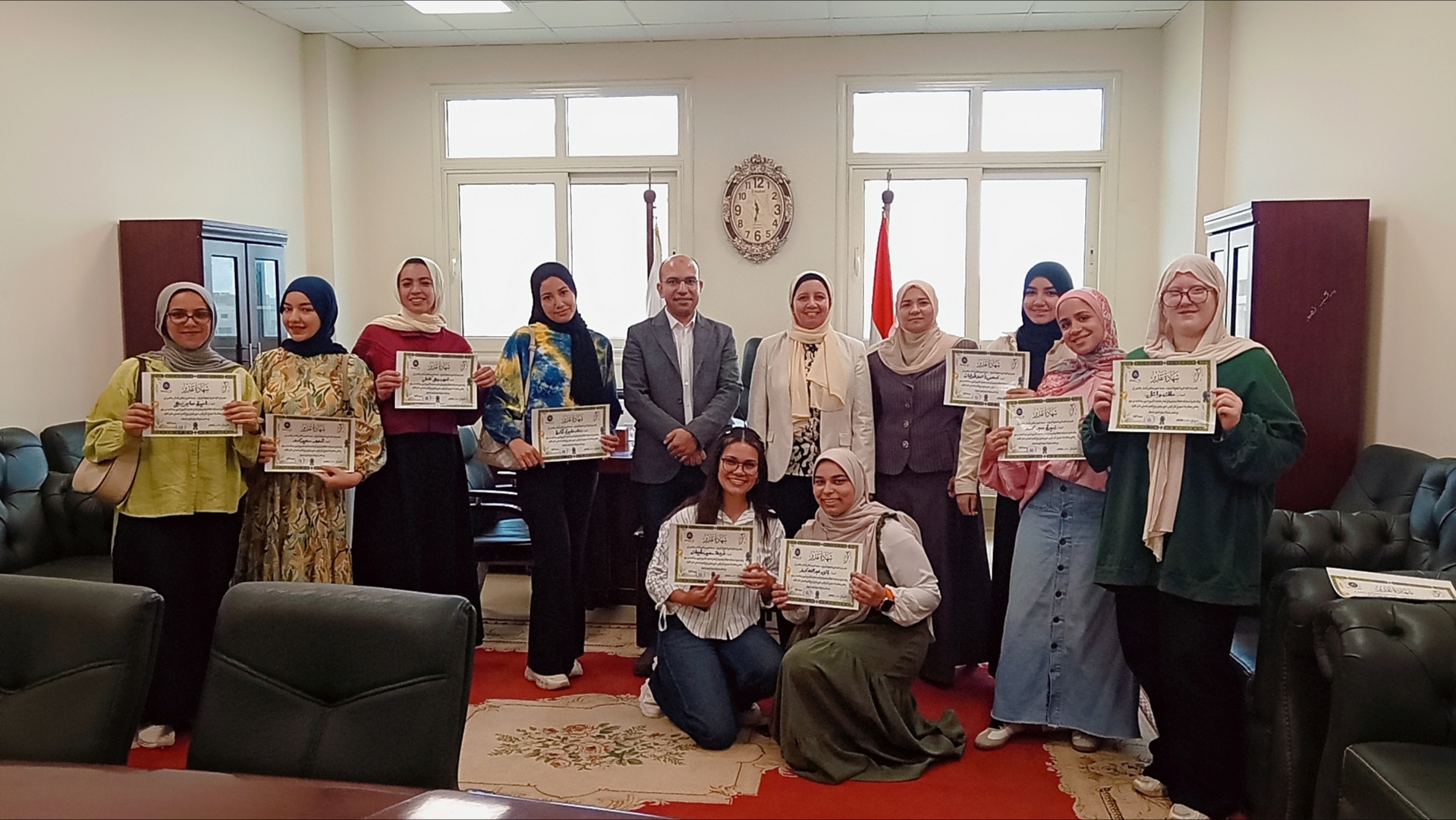 تكريم جماعة اصدقاء البيئة المشاركين فى أنشطة وفعاليات الأسبوع البيئى بكلية التربية للطفولة المبكرة 