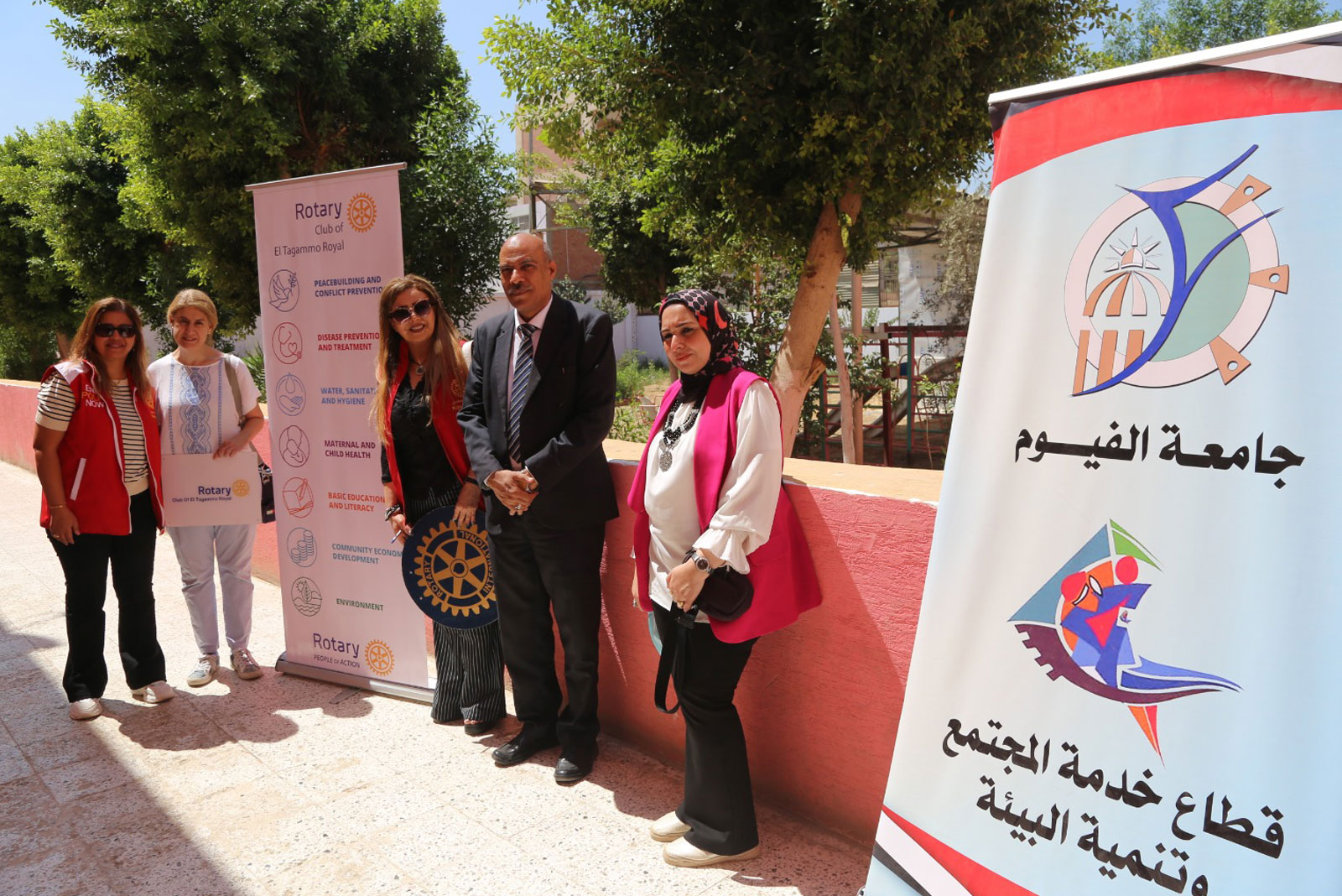 جامعة الفيوم تُنظم قافلة طبية بدار عائشة حسانين لرعاية الأطفال الأيتام