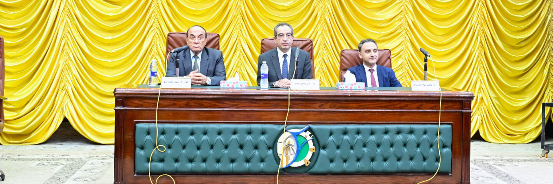 ندوة انتصارات أكتوبر بين الماضي والحاضر 