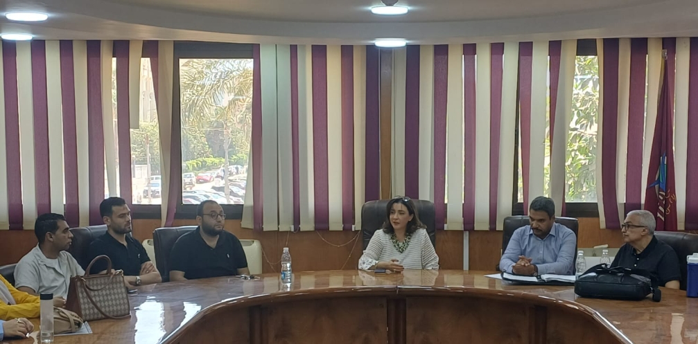عميدة كلية الهندسة تتابع ملف الاعتماد المؤسسي تعزيزًا لمسيرة الجودة والتطوير