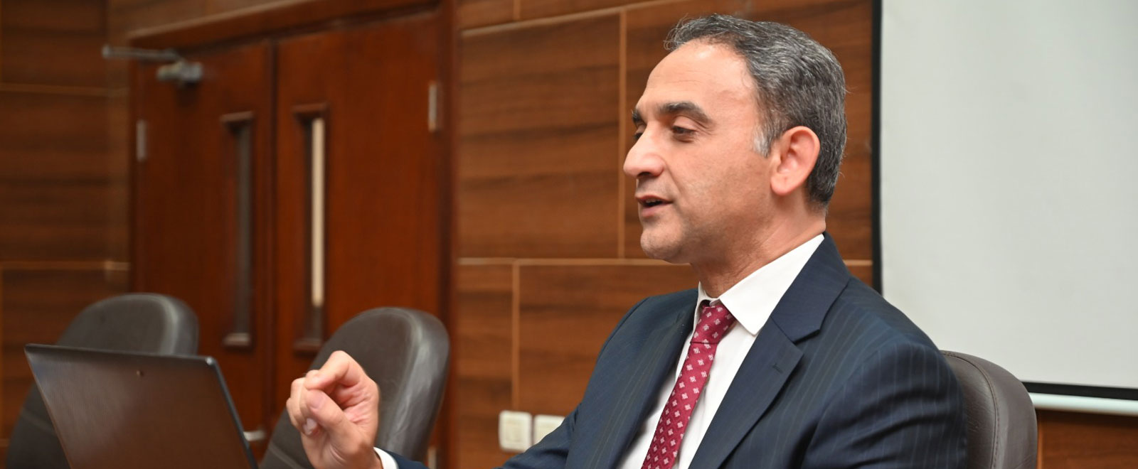 انعقاد مجلس شؤون الدّراسات العُليا والعَلاقات الثَّقافيَّة والبحوث رقم (229)