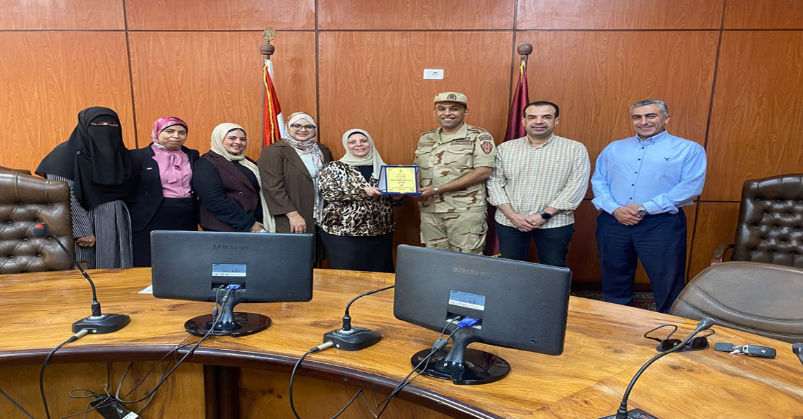 على هامش اجتماع مجلس كلية الحاسبات والذكاء الاصطناعي لشهر أكتوبر