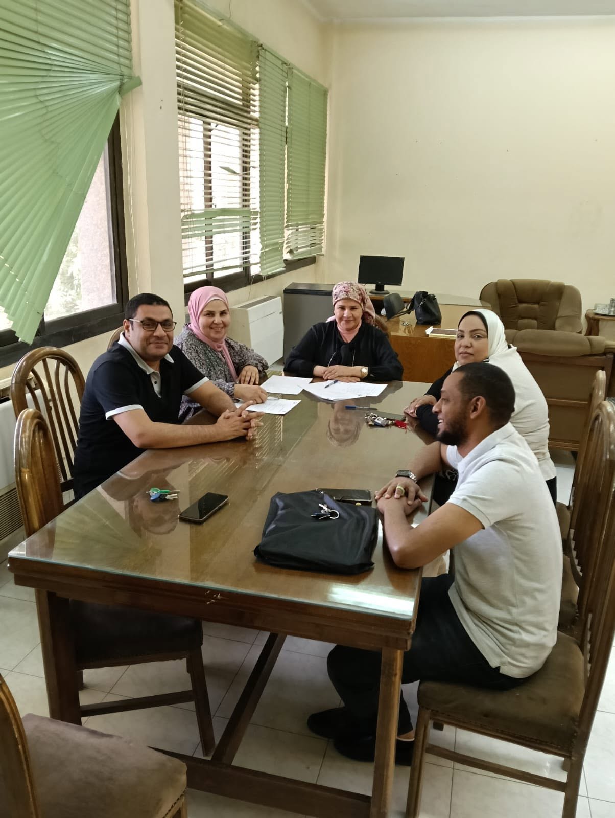 انعقاد لجنة شؤون خدمة المجتمع وتنمية البيئة بكلية السياحة والفنادق – جامعة الفيوم