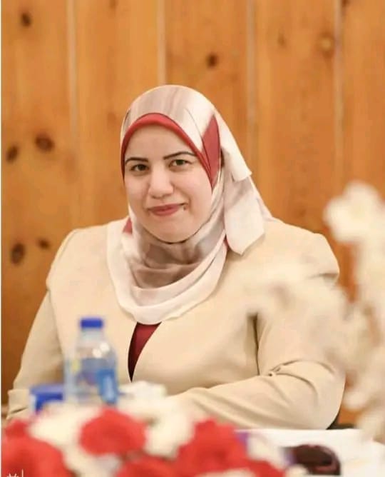 تهنئة الدكتور/ شيماء عبد الفتاح عبد الحميد لقيام سيادتها  بأعمال قسم العلوم الأساسية 